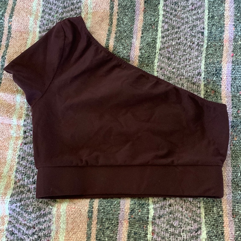 One shoulder workout top